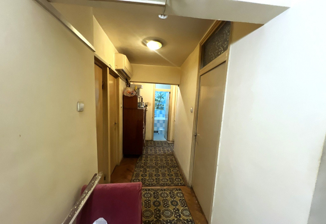 Apartament cu 3 camere decomandate, zona Marasti
