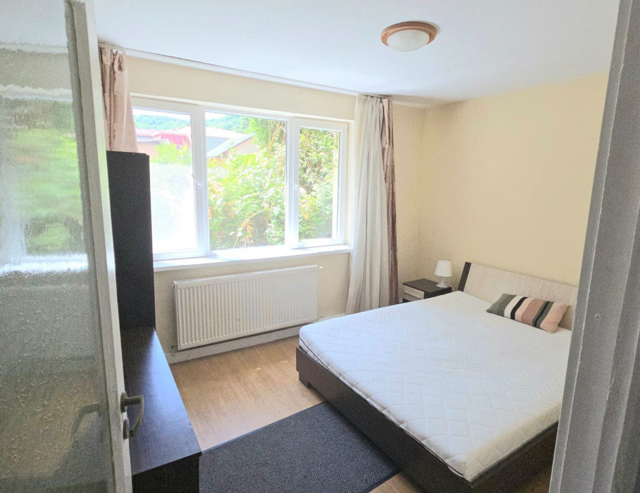 Apartament 2 camere decomandat, Zona la Coloane, 50 mp utili 