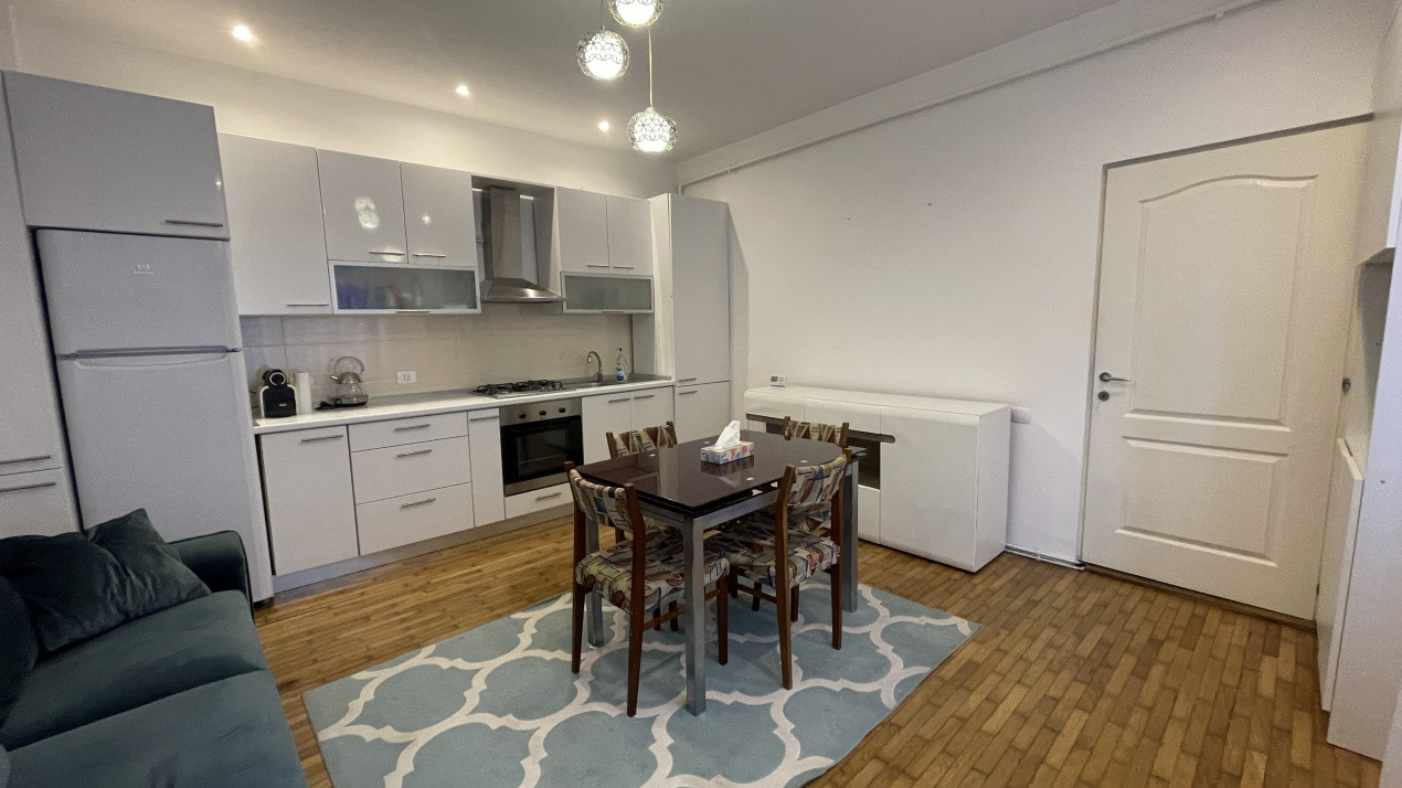 De vânzare apartament 2 camere, 44 mp – Centru, zona străzii Traian