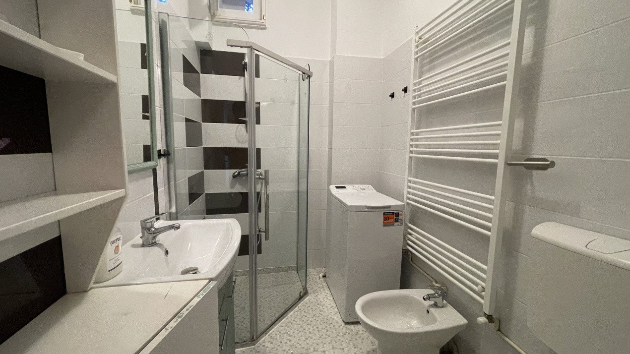 De vânzare apartament 2 camere, 44 mp – Centru, zona străzii Traian
