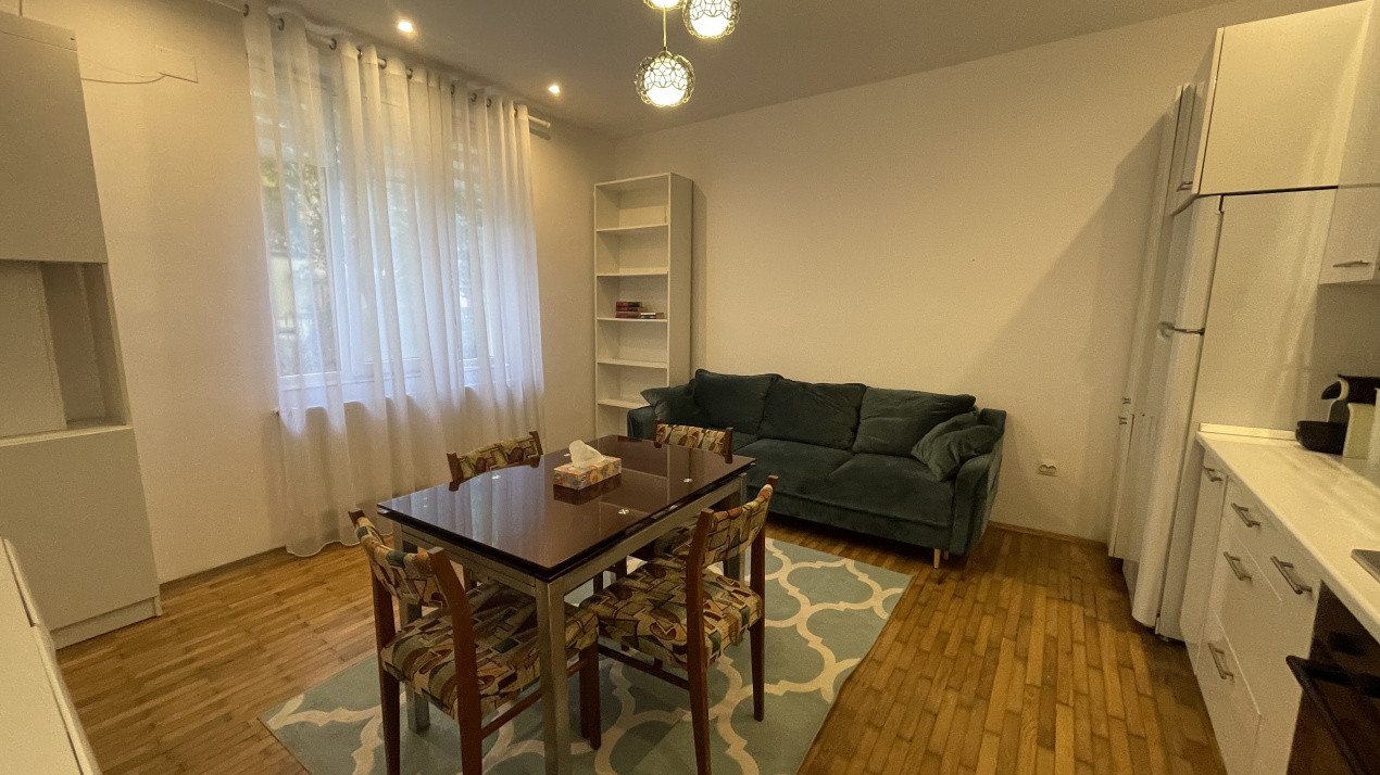 De vânzare apartament 2 camere, 44 mp – Centru, zona străzii Traian