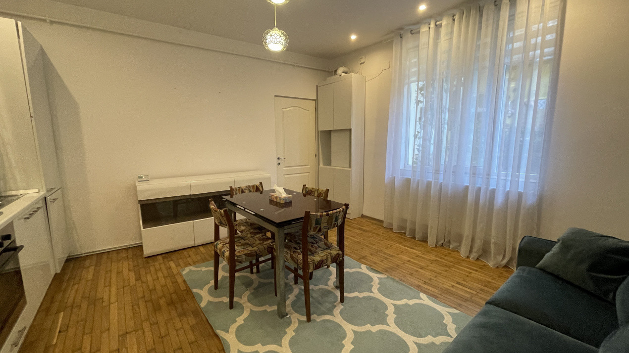 De vânzare apartament 2 camere, 44 mp – Centru, zona străzii Traian