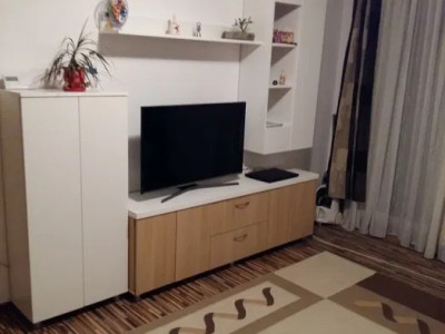 Apartament 2 camere decomadat, Etaj intermediar, Minerva 
