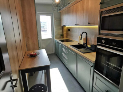 Apartament 3 camere renovat, etaj intermediar – Aleea Vidraru