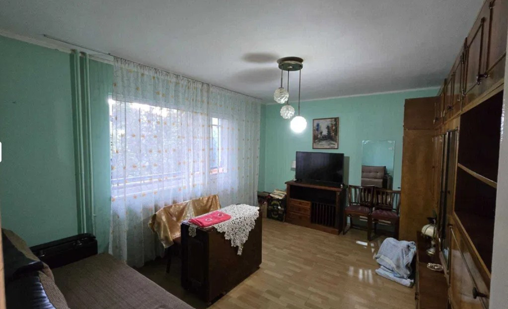 Apartament 3 camere decomandat, etaj intermediar cartier Manastur 