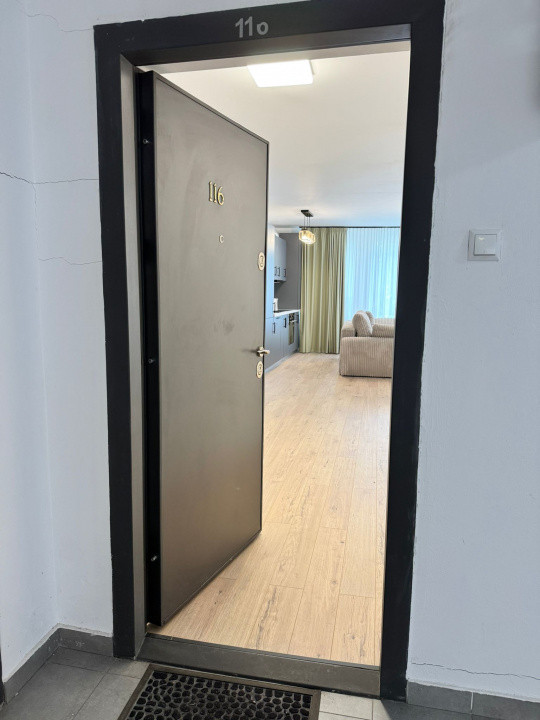Apartament de 3 camere, 2 bai ,balcon ,etaj 1 , La Cheie, Lux! Rivus!