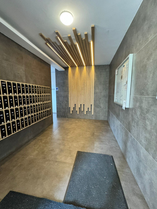 Apartament de 3 camere, 2 bai ,balcon ,etaj 1 , La Cheie, Lux! Rivus!
