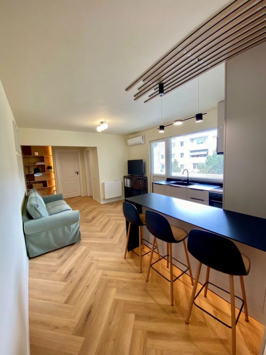 Apartament 3 camere, modern, etaj intermediar, Constantin Brancusi