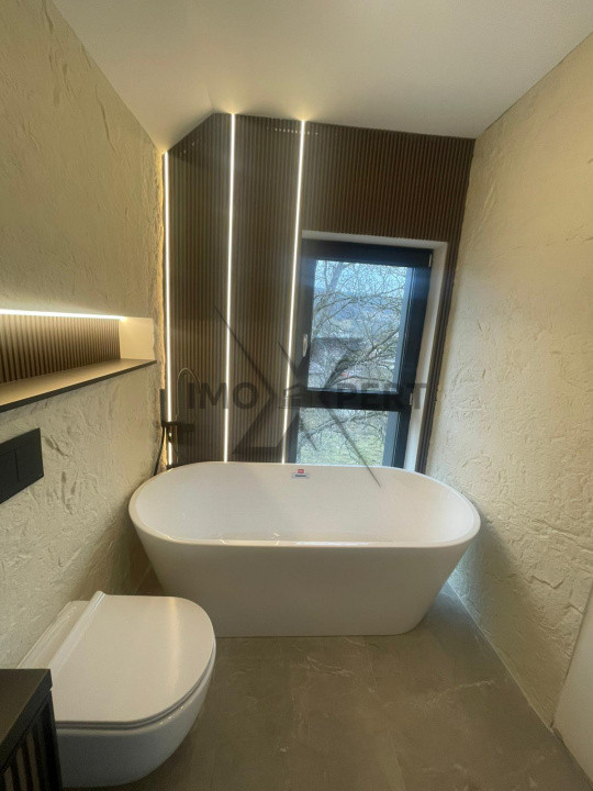 Casa Ultrafinisata, 5 camere, 3 bai, 170 m utili, teren 500m2, Popesti