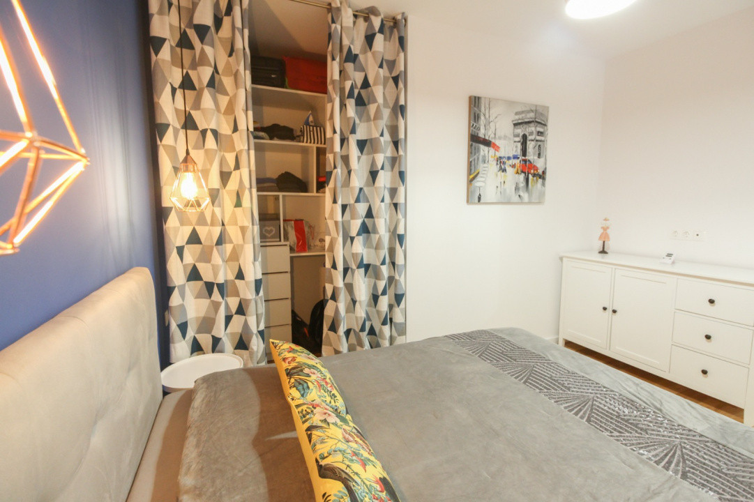 Apartament 2 camere, 42 mp, etaj intermediar, zona Vivo