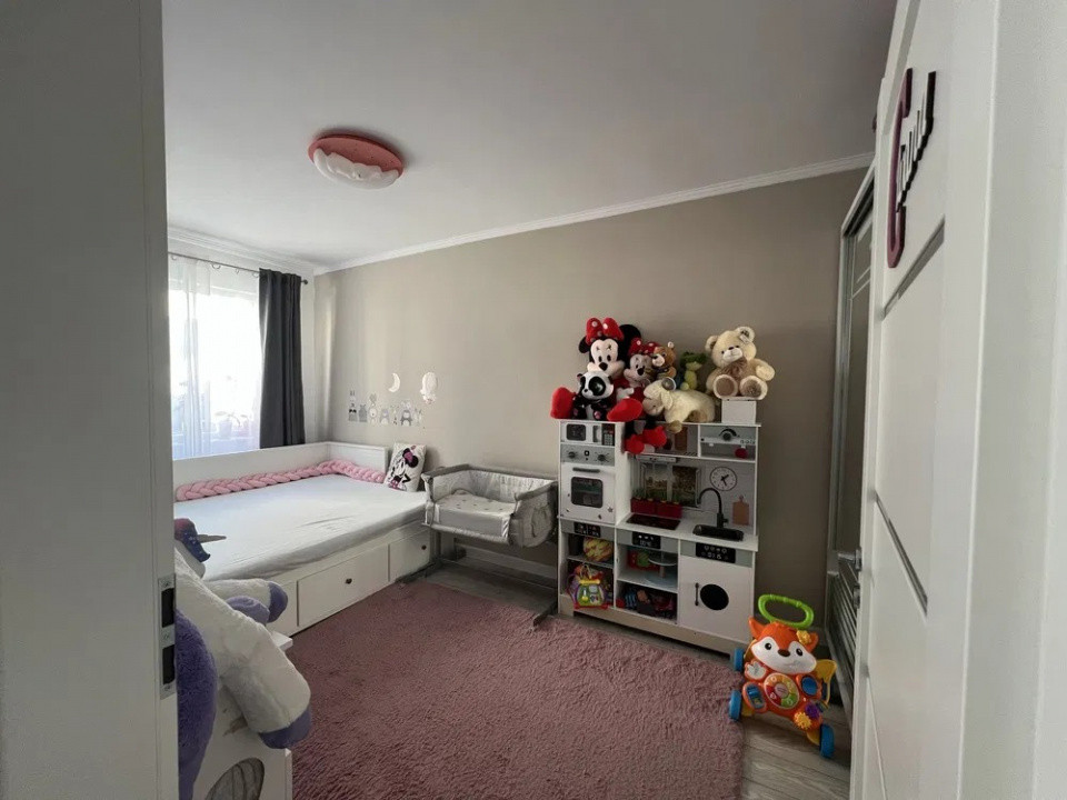 Apartament 3 camere, 66 mp, etaj intermediar, Zona BMW