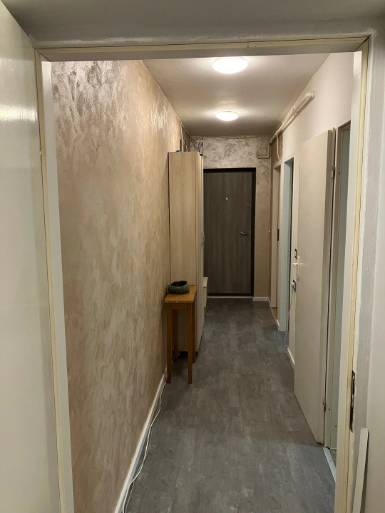Apartament 2 camere, 52 mp, etaj intermediar, zona strazii Frunzisului