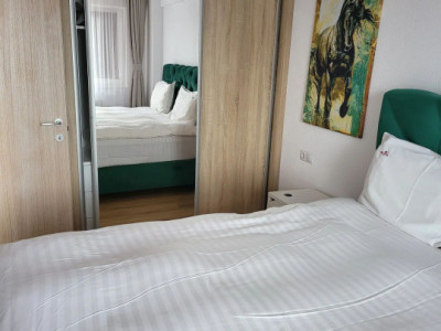 Apartament cu 2 camere, etaj intermediar, zona Iulius Mall