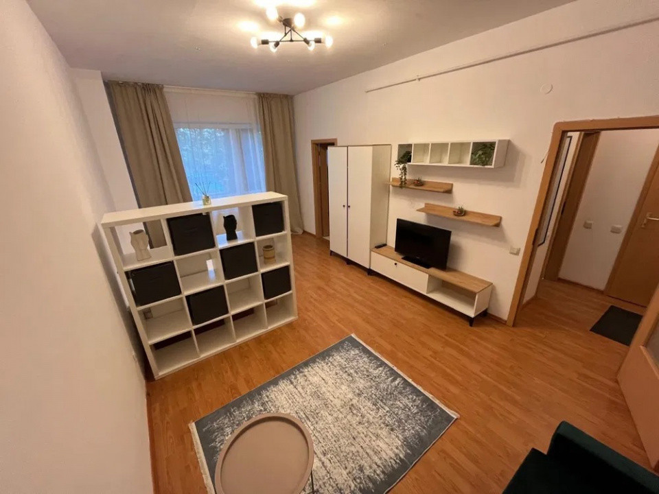 Apartament 1 camera, 37 mp, zona strazii Oasului