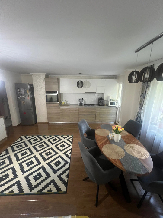 Apartament 3 camere, 74 mp, etaj intermediar, zona Parang, Manastur