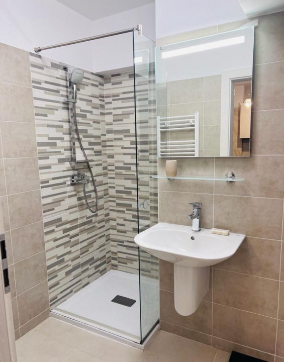 De inchiriat apartament 2 camere, 46 mp, etaj intermediar, Viva City