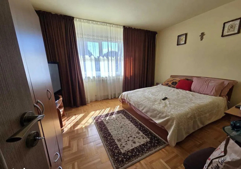 Apartament 3 camere, 64 mp, etaj intermediar, CInema Dacia