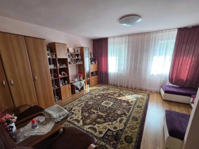 Apartament 3 camere, 64 mp, etaj intermediar, CInema Dacia