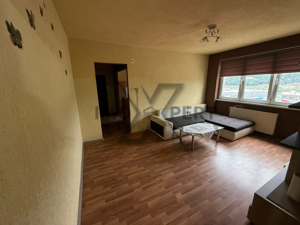 Apartament cu 3 camere, 62mp, zona OMW  Sighisoara 