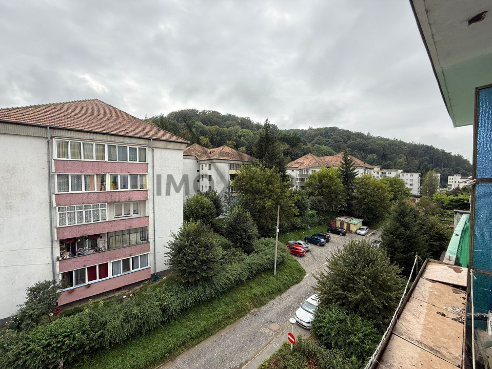 Apartament cu 3 camere, 62mp, zona OMW  Sighisoara 
