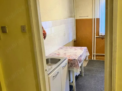 Apartament cu 2 camere, decomandat, Grigorescu