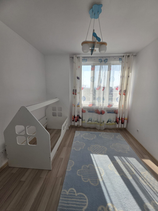 Apartament 3 dormitoare, 67 mp, etaj intermediar, Manastur / Vivo (Polus Center)