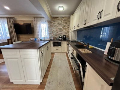 Apartament 4 camere, Lux cartier Iris 