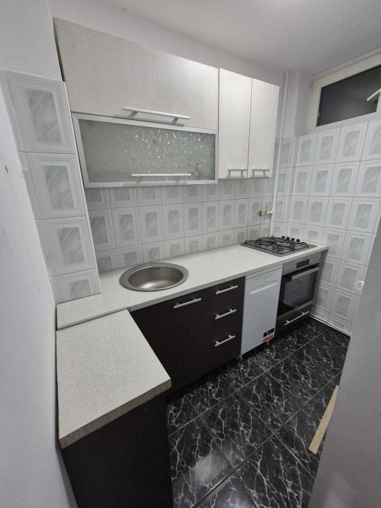 Garsoniera decomandata în zona Iulius Mall