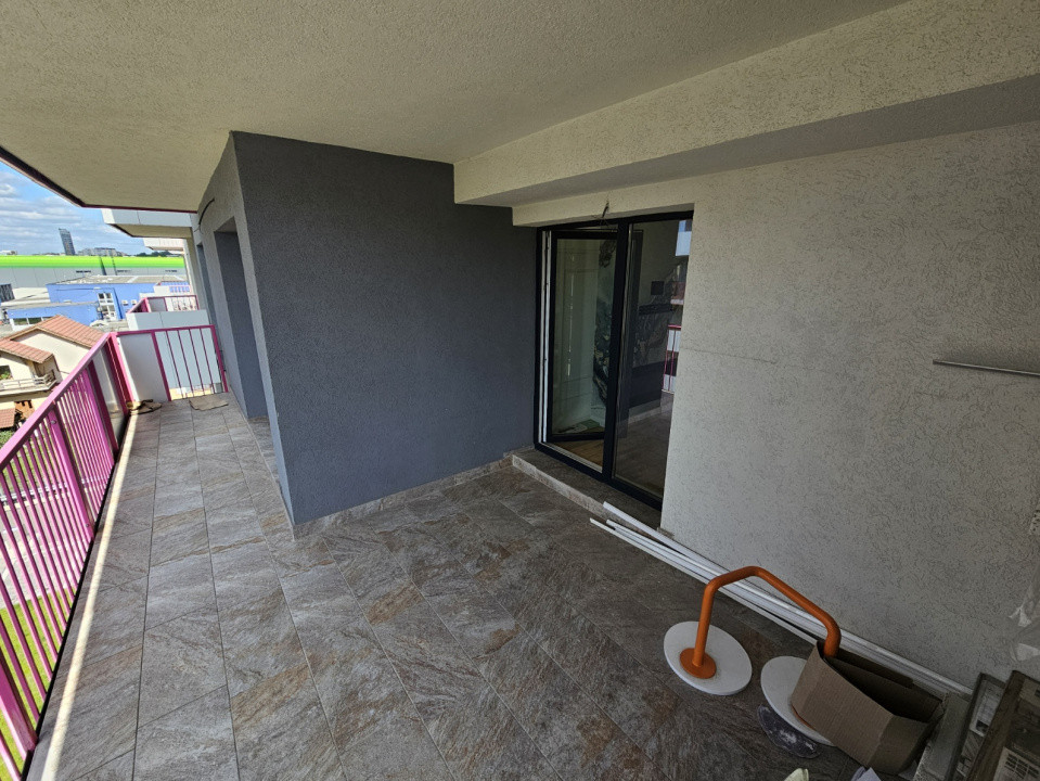 Apartament 2 camere, lux, terasa 23mp, zona Vivo Mall