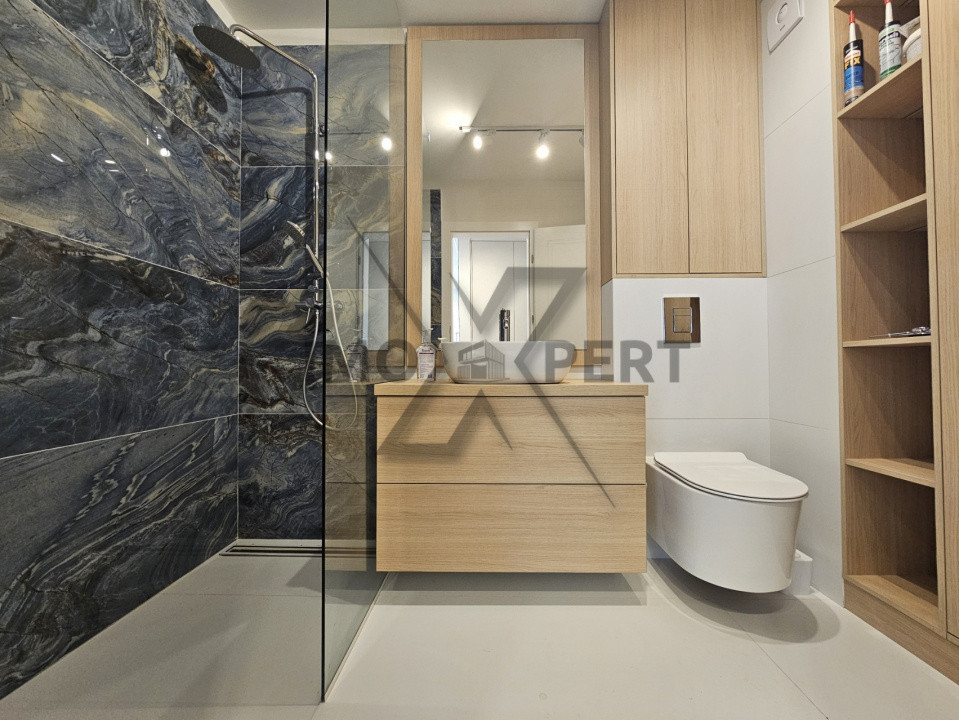 Apartament 2 camere, lux, terasa 23mp, zona Vivo Mall