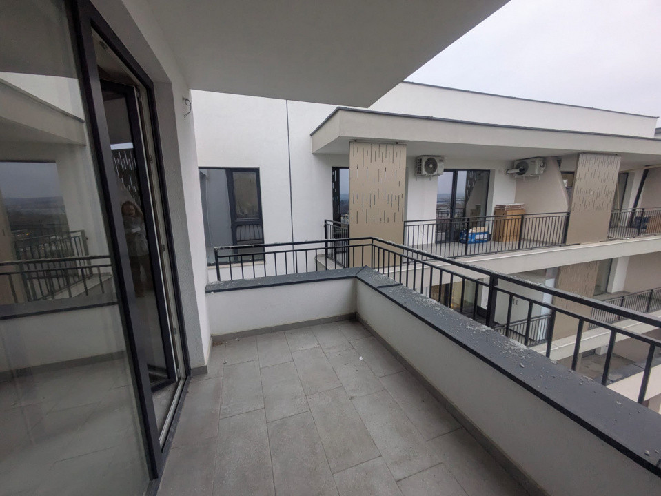 Oportunitate! Apartament 3 camere bloc nou zona Intre Lacuri 