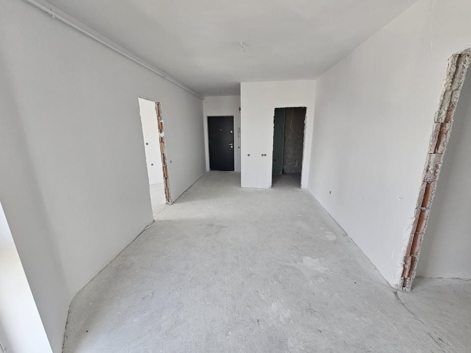 Oportunitate! Apartament 3 camere, terasa 29 mp zona Intre Lacuri 