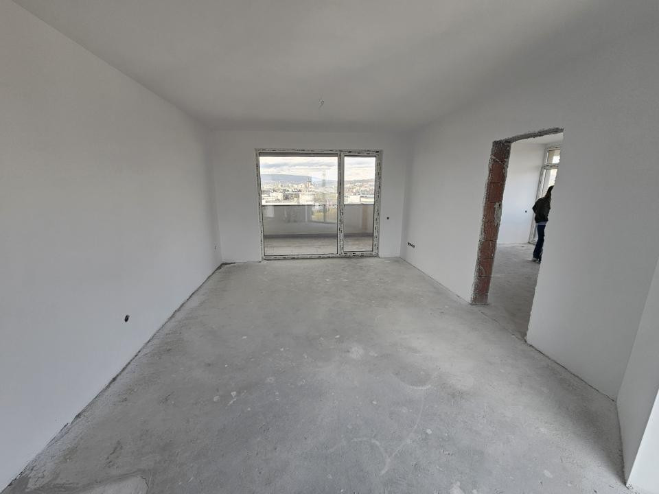 Oportunitate! Apartament 3 camere, terasa 29 mp zona Intre Lacuri 