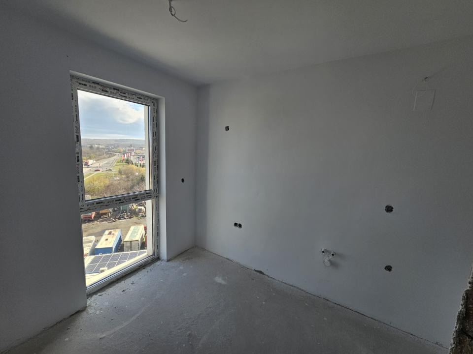 Oportunitate! Apartament 3 camere, terasa 29 mp zona Intre Lacuri 