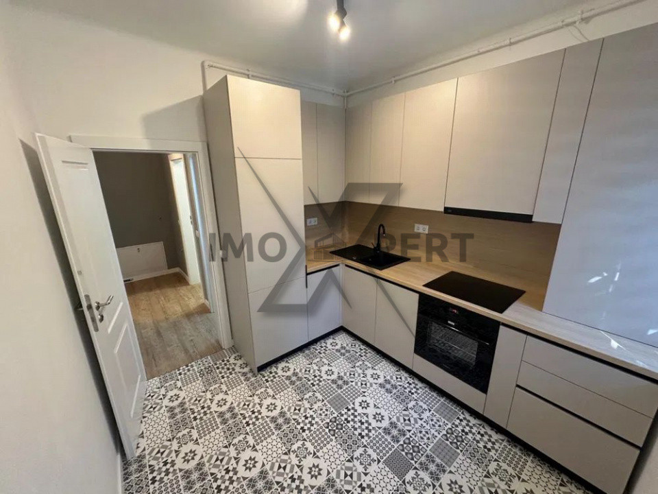 Apartament cu 2 camere, et 1, zona centrală 