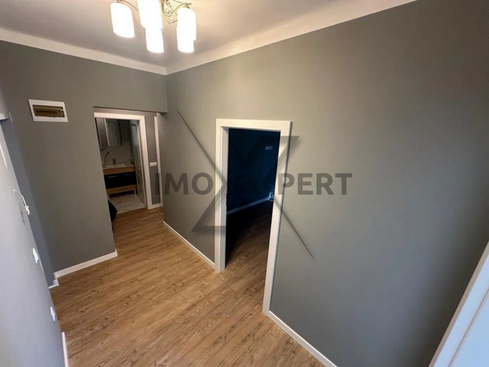 Apartament cu 2 camere, et 1, zona centrală 