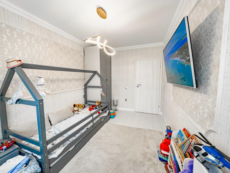 Apartament 3 camere superfinisat + grădină 125 mp – zona Vivo