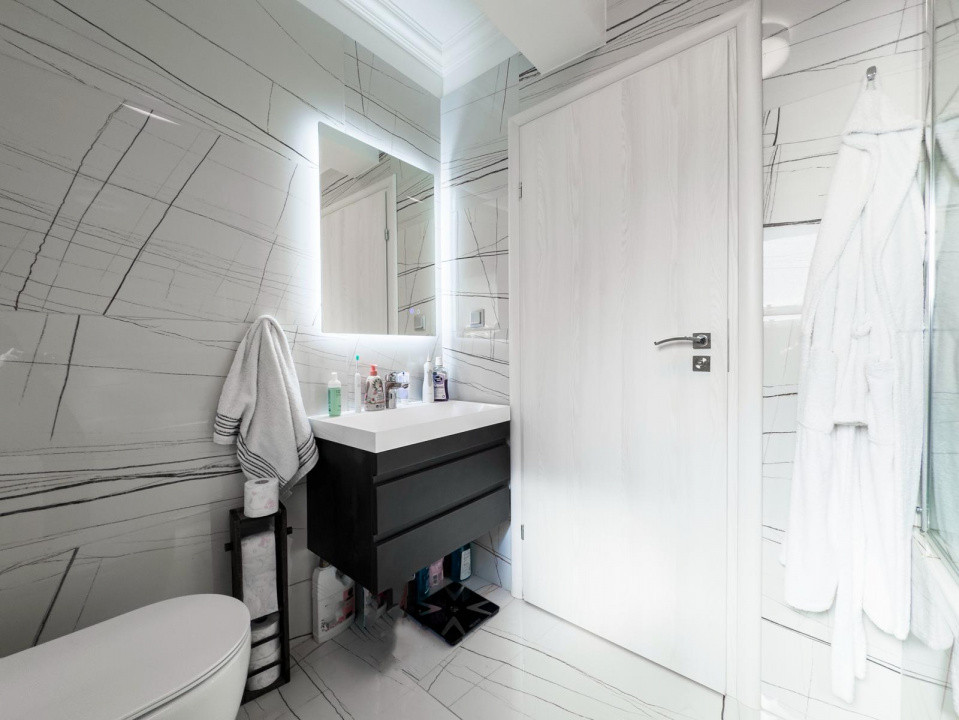 Apartament 3 camere superfinisat + grădină 125 mp – zona Vivo