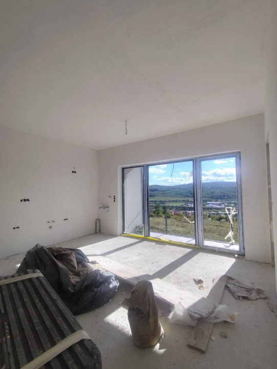 Apartament cu 2 camere în zona Baciu Regal 