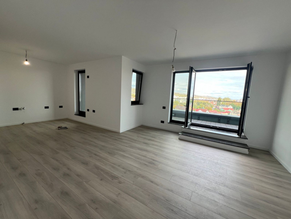 Apartament cu 2 dormitoare, Living + Bucătărie 2 bai, 2 balcoane!