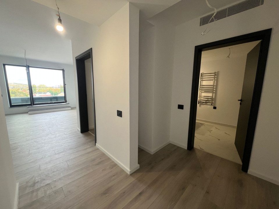Apartament cu 2 dormitoare, Living + Bucătărie 2 bai, 2 balcoane!