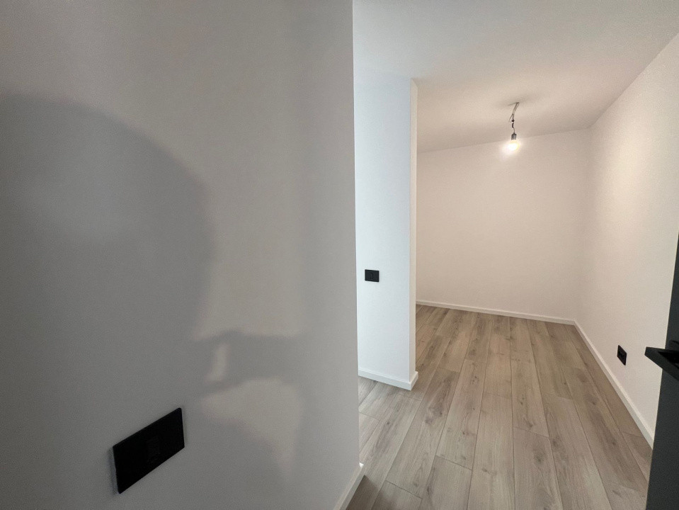 Apartament cu 2 dormitoare, Living + Bucătărie 2 bai, 2 balcoane!