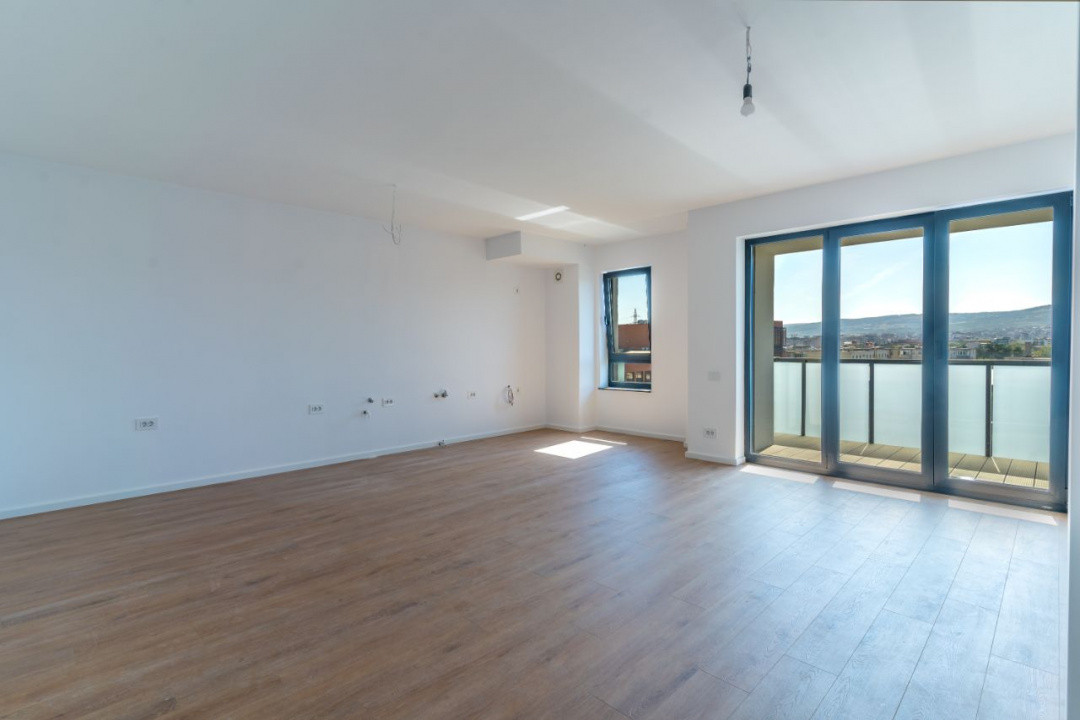 Apartament cu 3 dormitoare, Living + Bucătărie 2 bai, 2 terase!