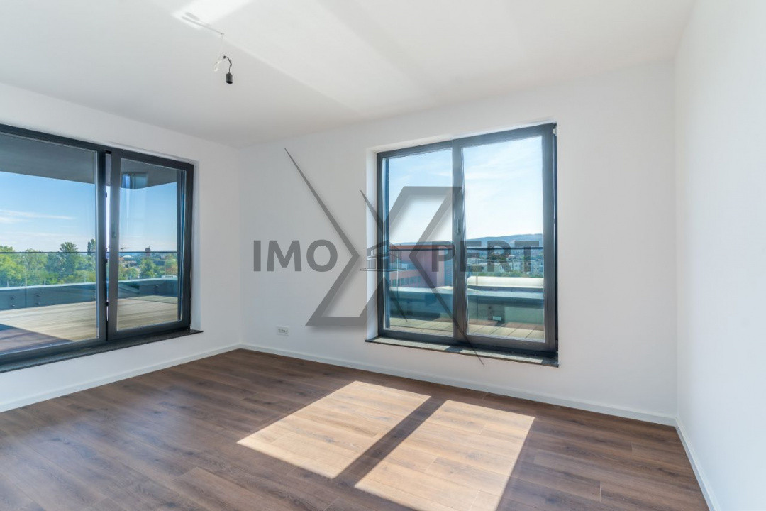 Apartament cu 3 dormitoare, Living + Bucătărie 2 bai, 2 terase!