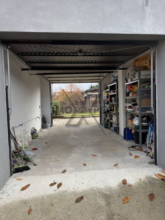 Casa duplex P+E+M, zona Primaria Floresti