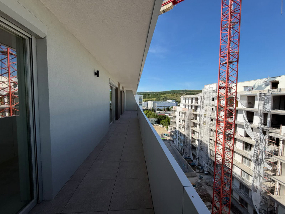 Apartament 3 camere,2 bai, terasa 37 m , super view, Bloc Premium