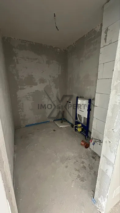 Apartament Semifinisat, Parcare Subterană, Bloc nou
