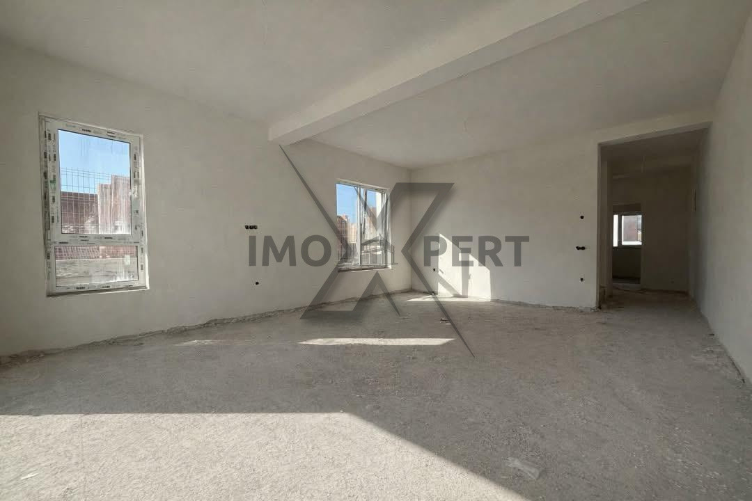 Oferta! Casa de 150 metri, cu Terasa, si Gradina, ,zona Vivo 