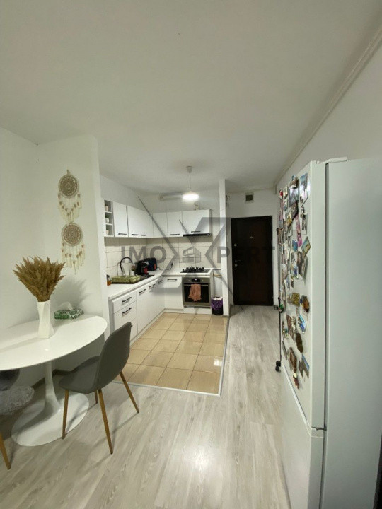 Apartament cu 2 camere, etaj intermediar, ansamblu Iris 