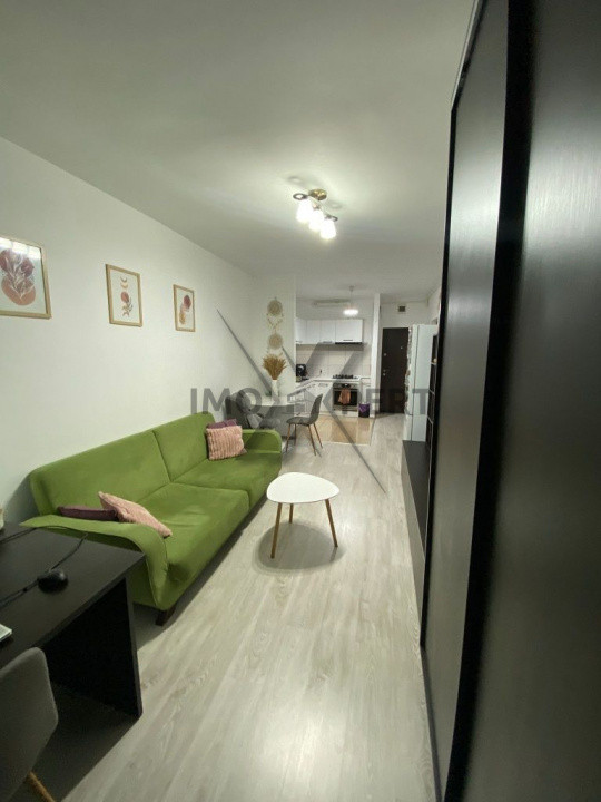 Apartament cu 2 camere, etaj intermediar, ansamblu Iris 